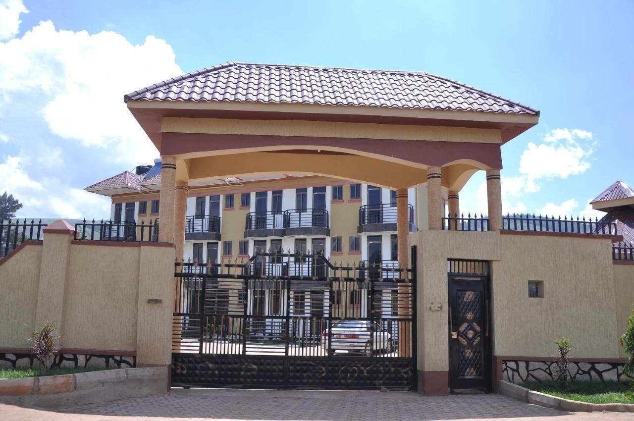 Golden View Hotel Ibanda Exteriör bild